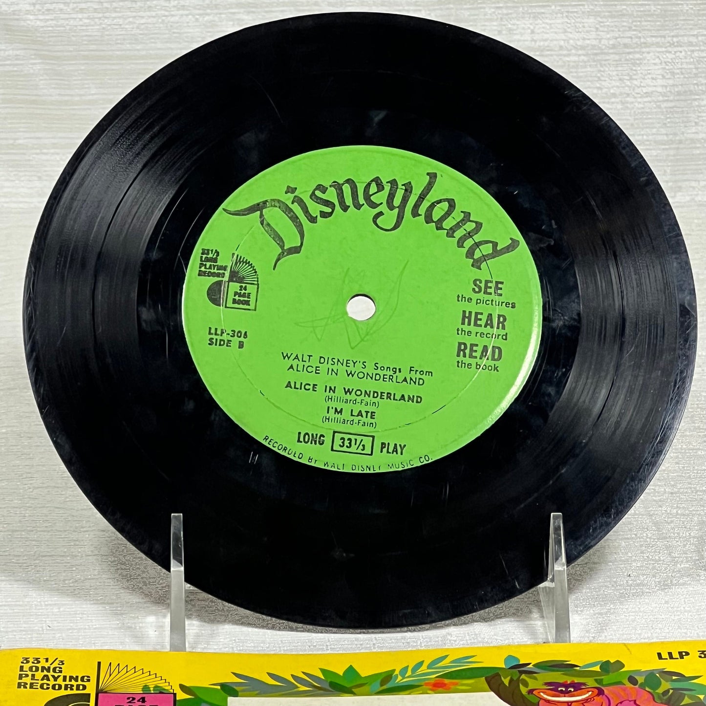 Alice In Wonderland Read along Record
