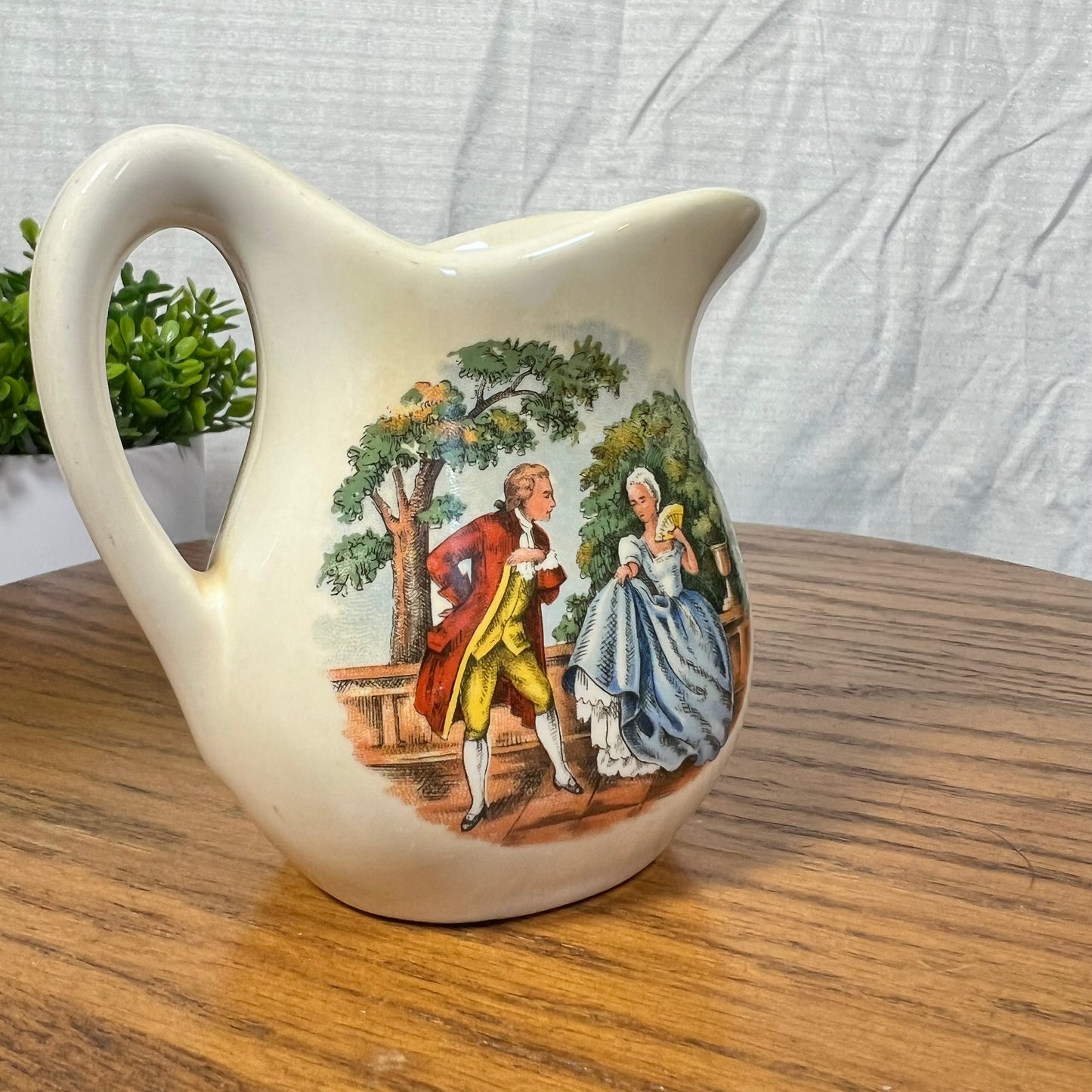Vintage USA Colonial Couple Mini Pitcher/Creamer