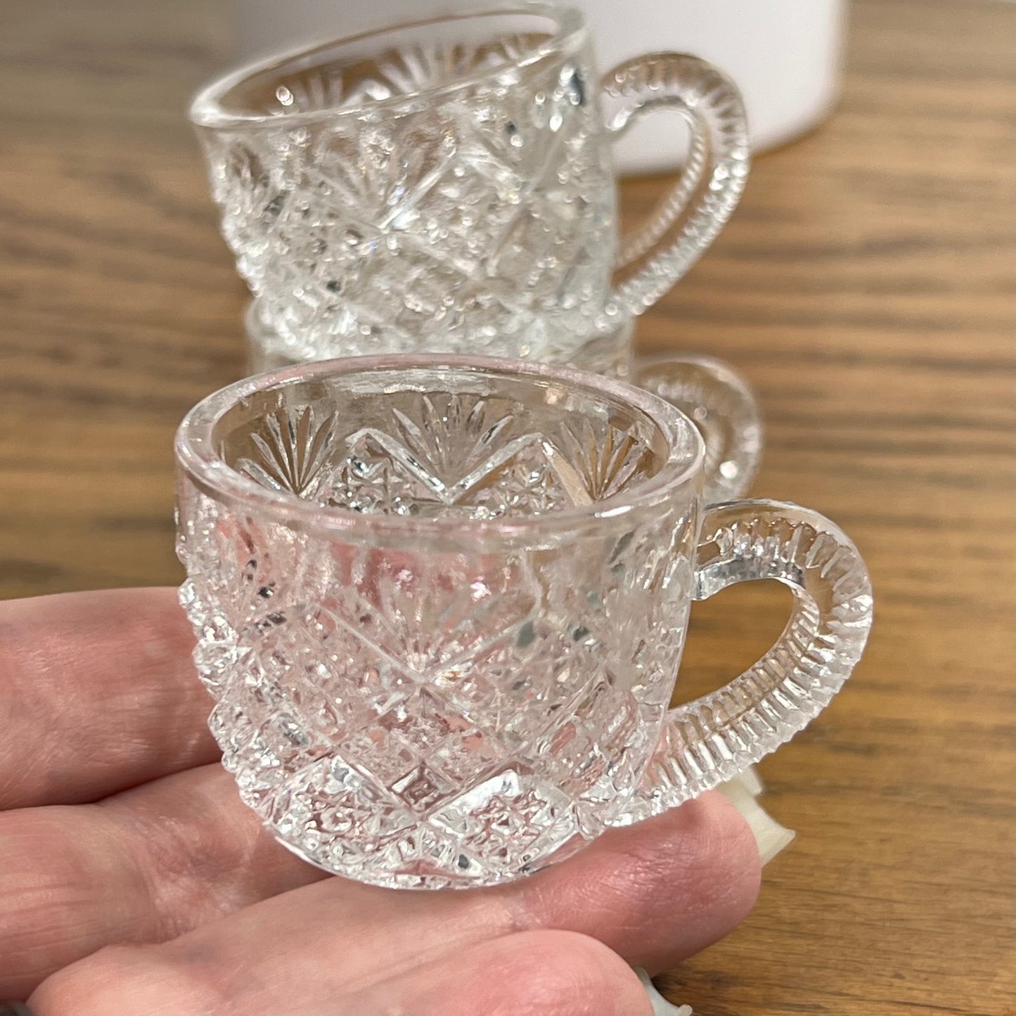 Westmoreland Glass Thumbelina Pattern Toy Miniature Teacups