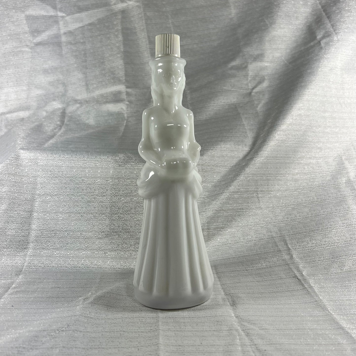 Avon Charisma Foaming Bath Oil Victorian Woman Shaped Bottle