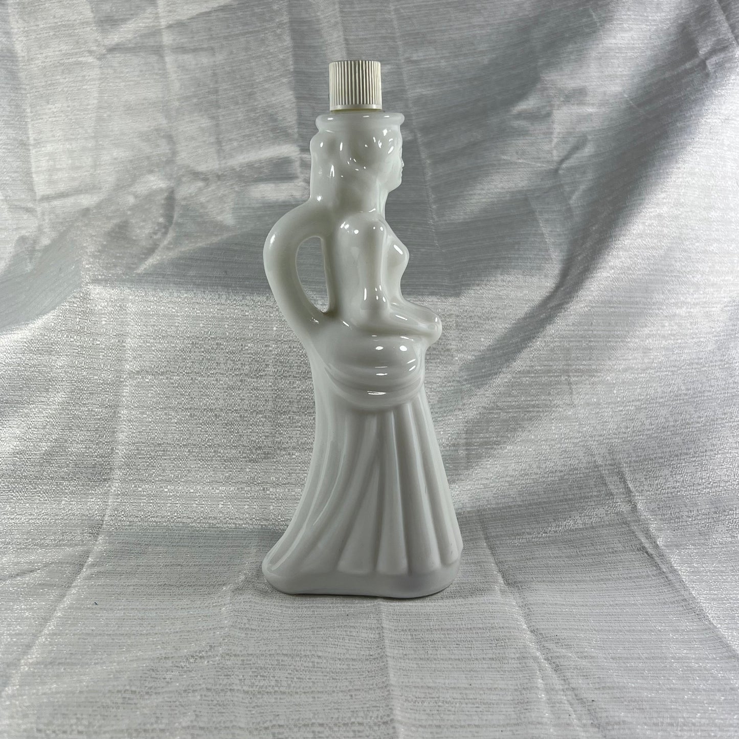 Avon Charisma Foaming Bath Oil Victorian Woman Shaped Bottle