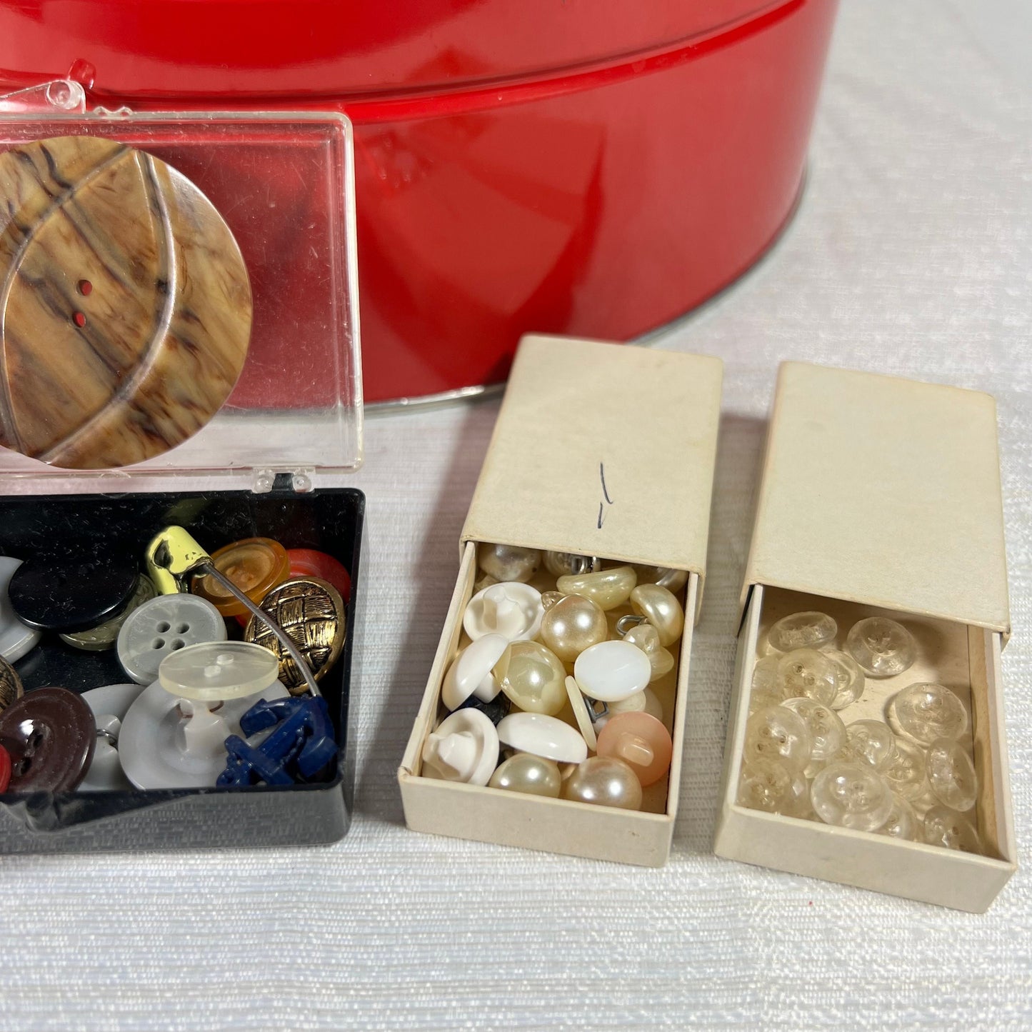 Tin Full of Vintage Buttons and Sewing Supplies