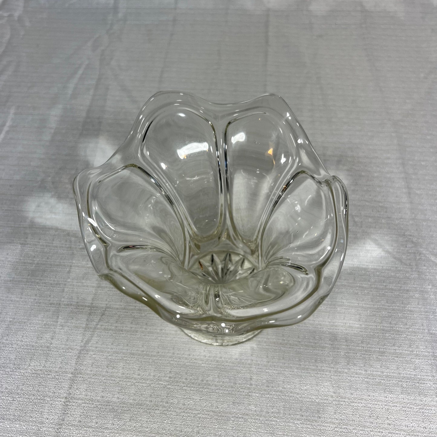 Vintage Heisey Glass Swung/Ruffled Crystal Vase