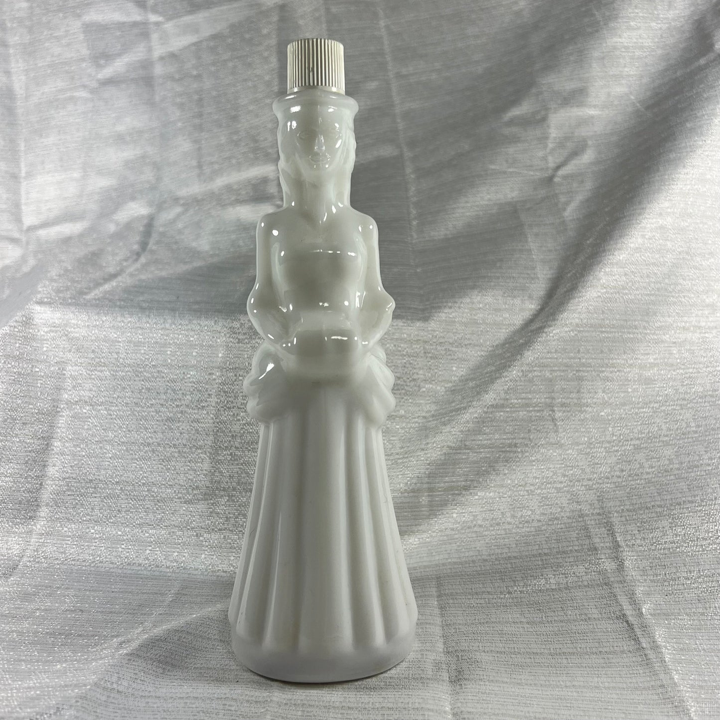 Avon Charisma Foaming Bath Oil Victorian Woman Shaped Bottle