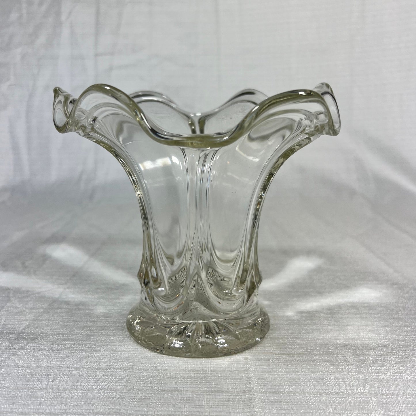 Vintage Heisey Glass Swung/Ruffled Crystal Vase