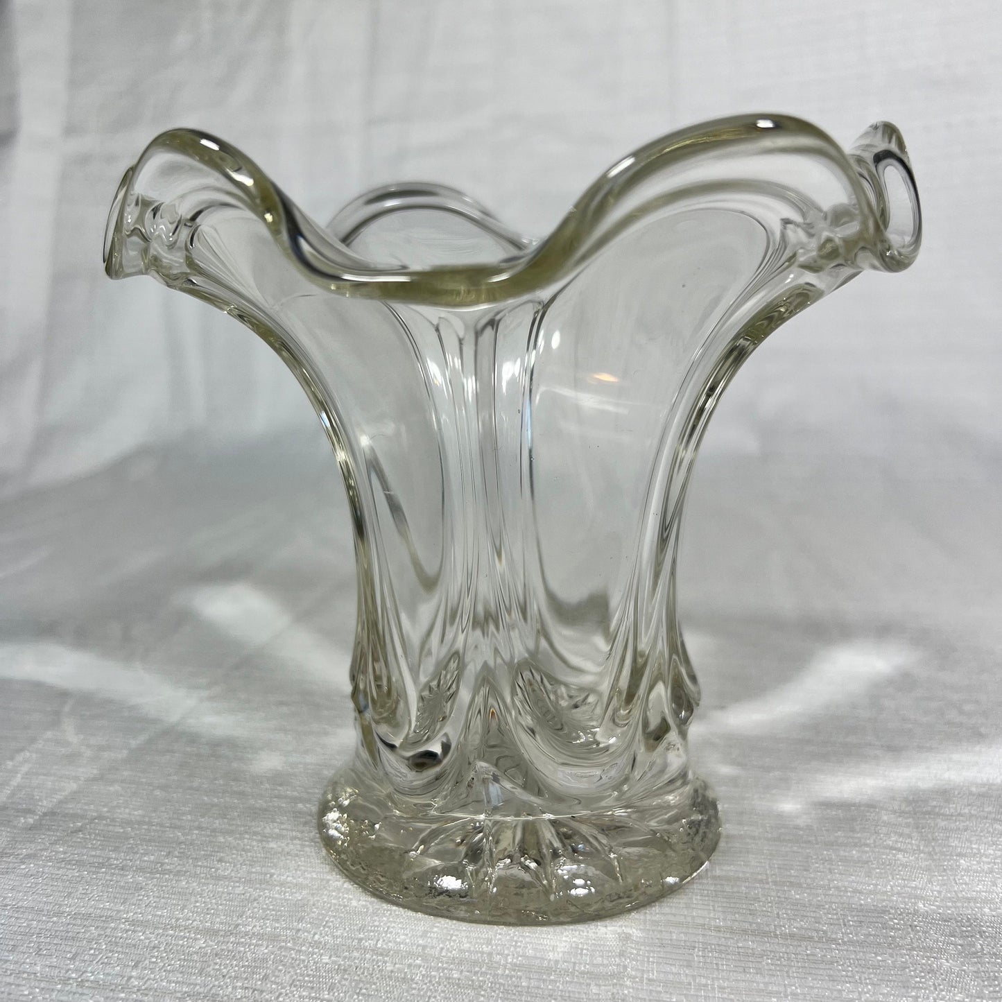 Vintage Heisey Glass Swung/Ruffled Crystal Vase