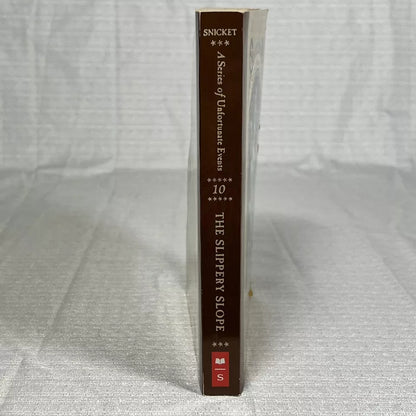 A Series of Unfortunate Events Volume 10 The Slippery Slope - Book