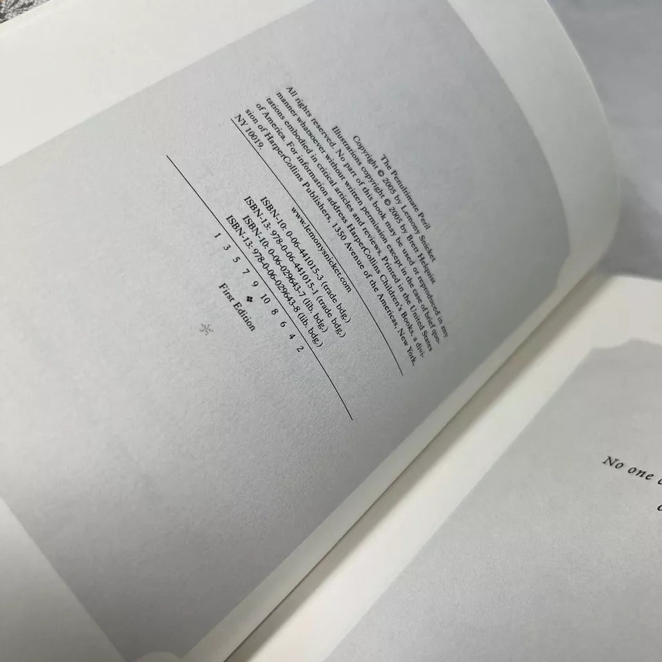 A Series of Unfortunate Events Volume 12 The Penultimate Peril - Book