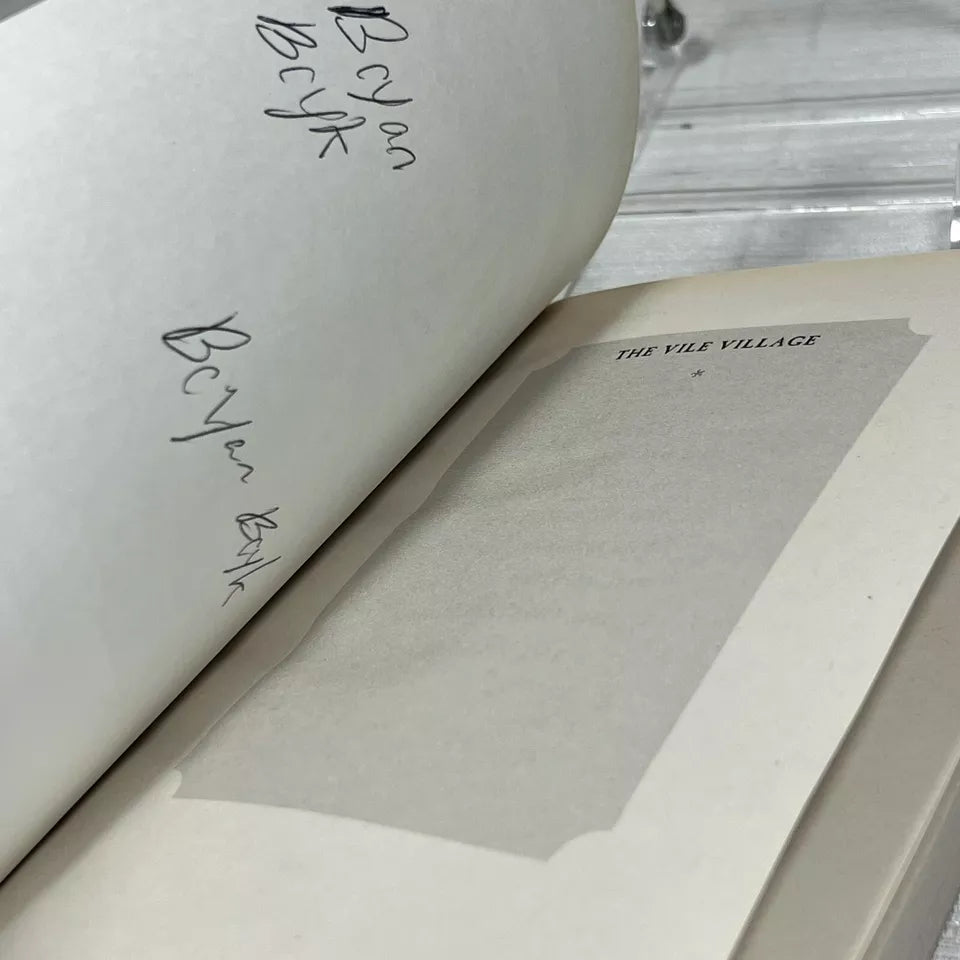 A Series of Unfortunate Events Volume 7 The Vile Village - Book