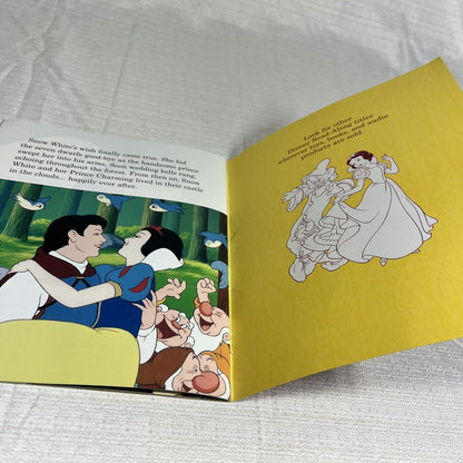 Disney Read-Along Snow White and the Seven Dwarfs Vintage No Cassette 1992