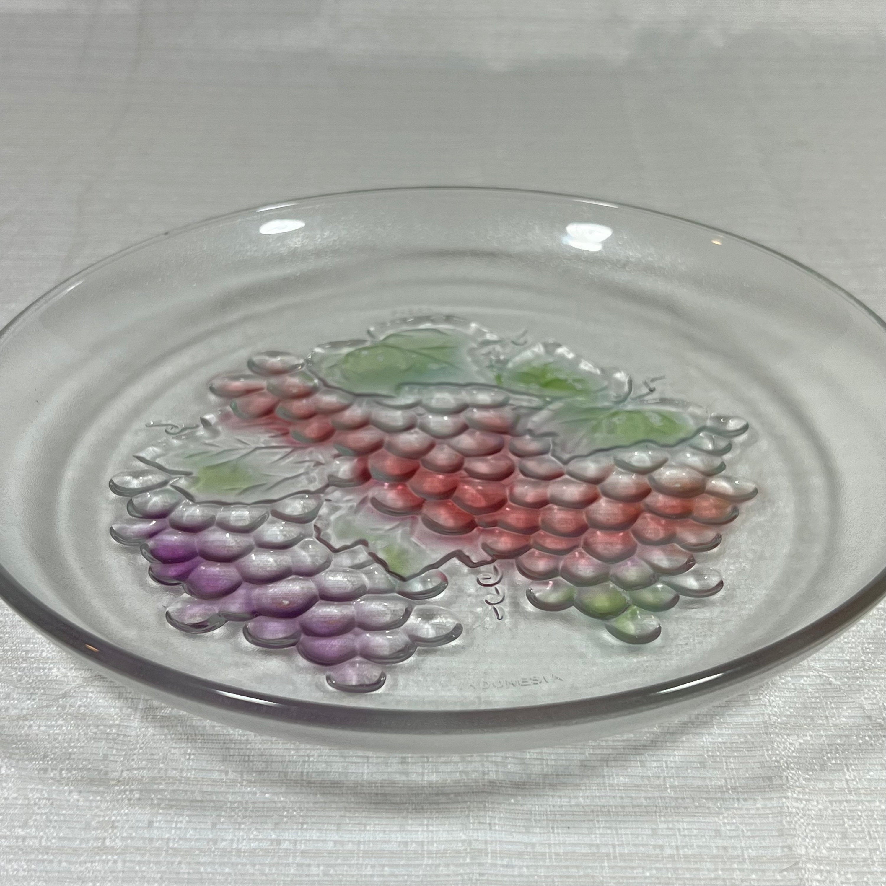 Pasari Indonesia Colored Grapes Frosted Plate