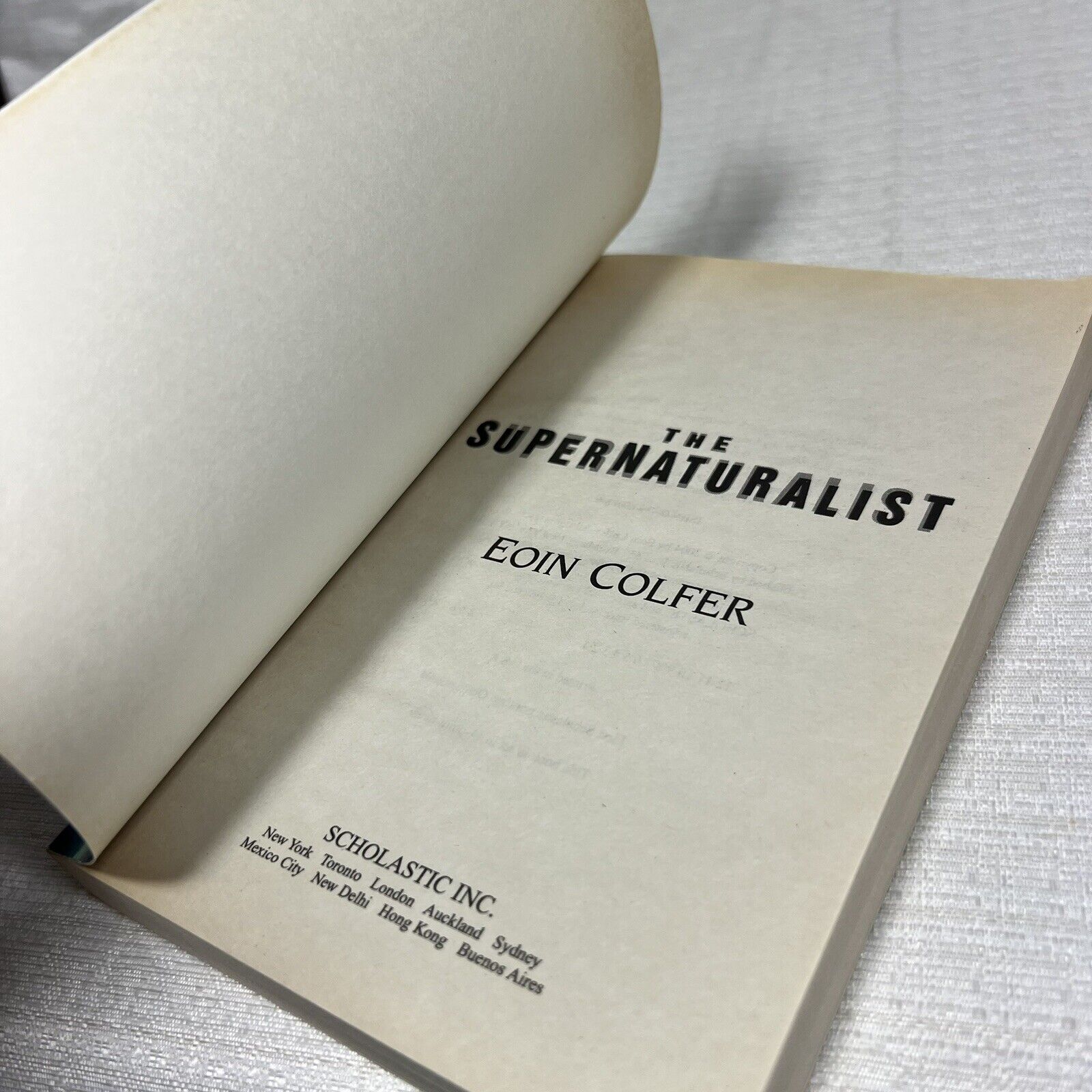 The Supernaturalist by Eoin Colfer - Book