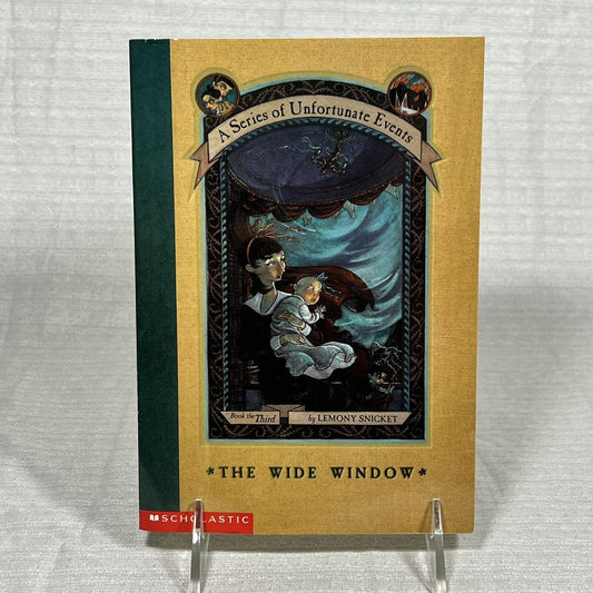 A Series of Unfortunate Events Volume 3 The Wide Window - Book