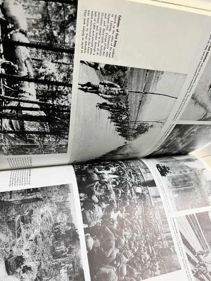 Colliers Photographic History : World War II