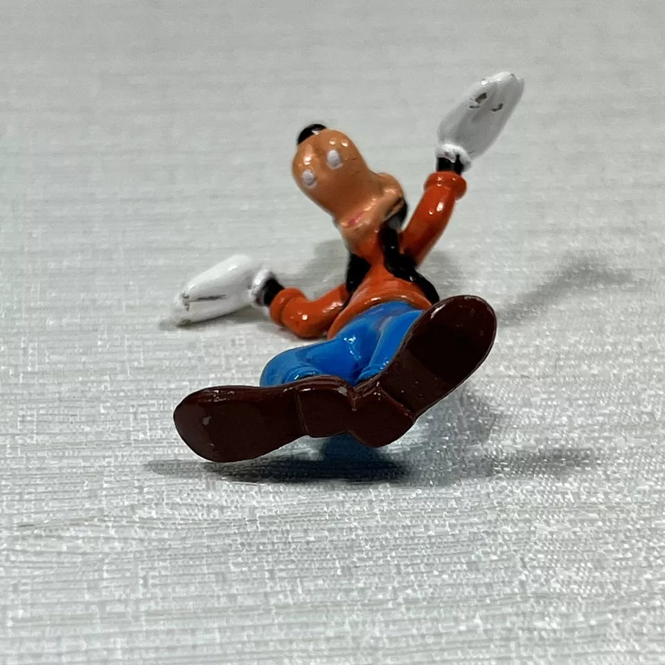 Hands Out Goofy Figurine