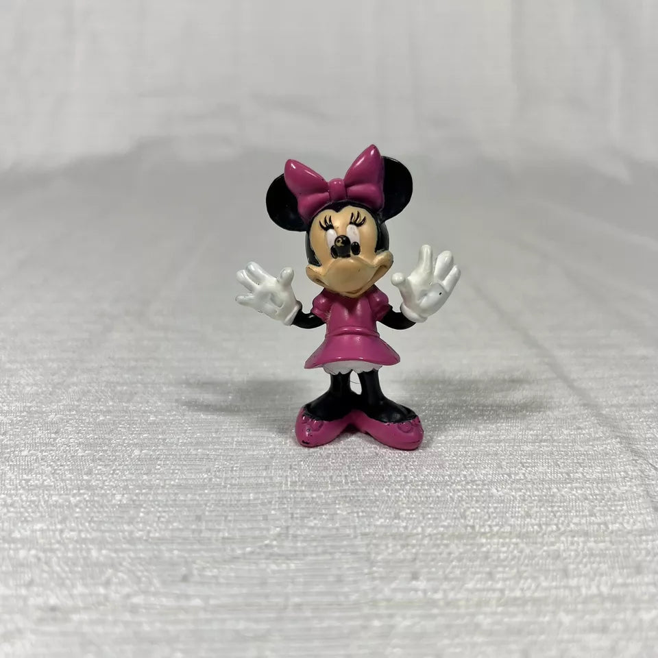 Hands Out Minnie Figurine