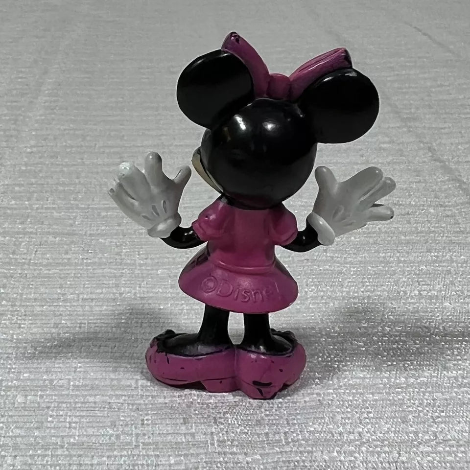 Hands Out Minnie Figurine