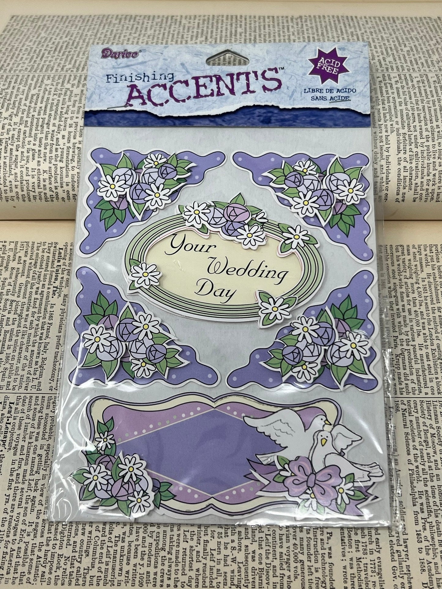 Darice - Finishing Accents - 3D Paper Embellishment Wedding Purple - Scrapbooking, journaling, planners, junk journals, shadow boxes