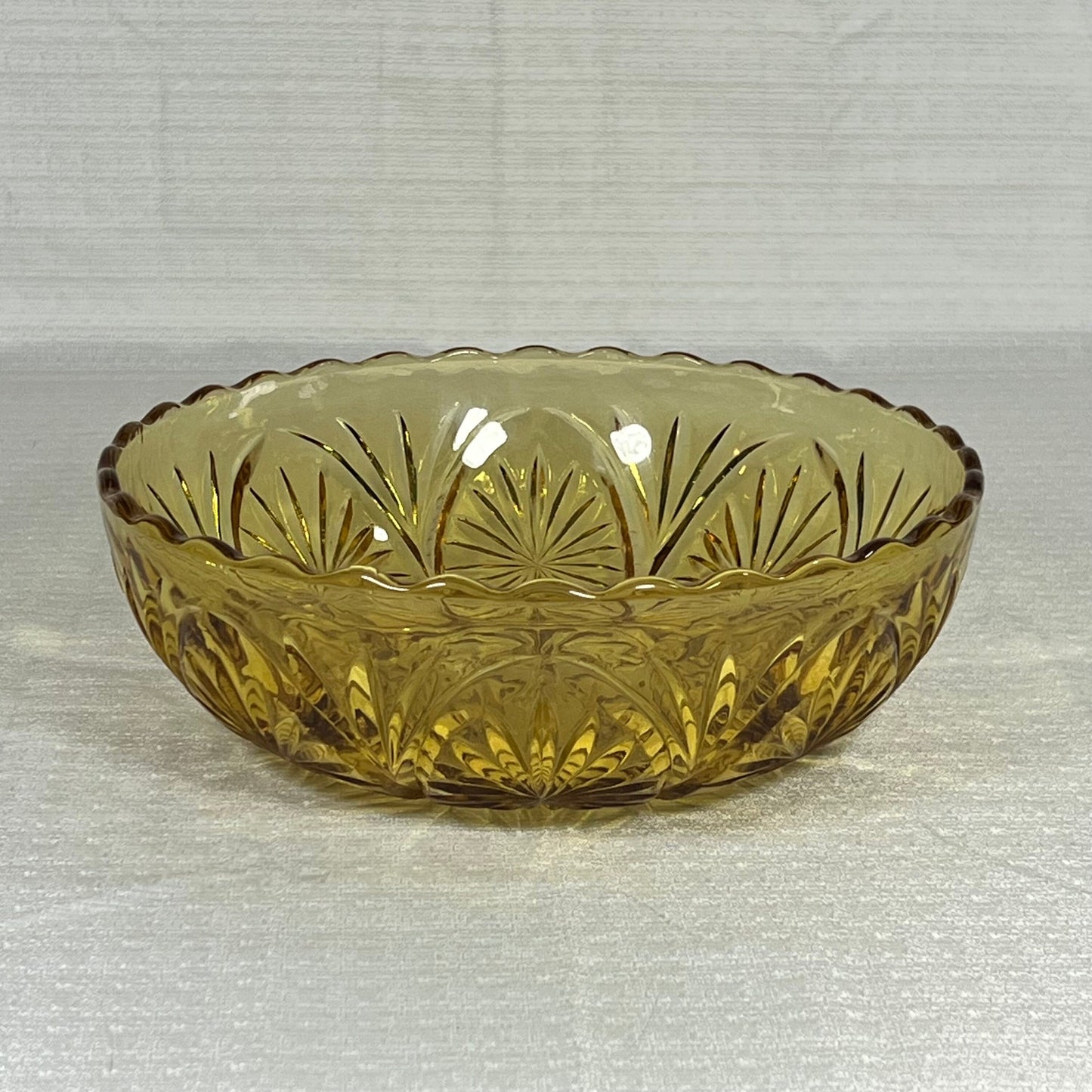 Vintage Anchor Hocking Starburst Pattern Serving Bowl - Amber Glass