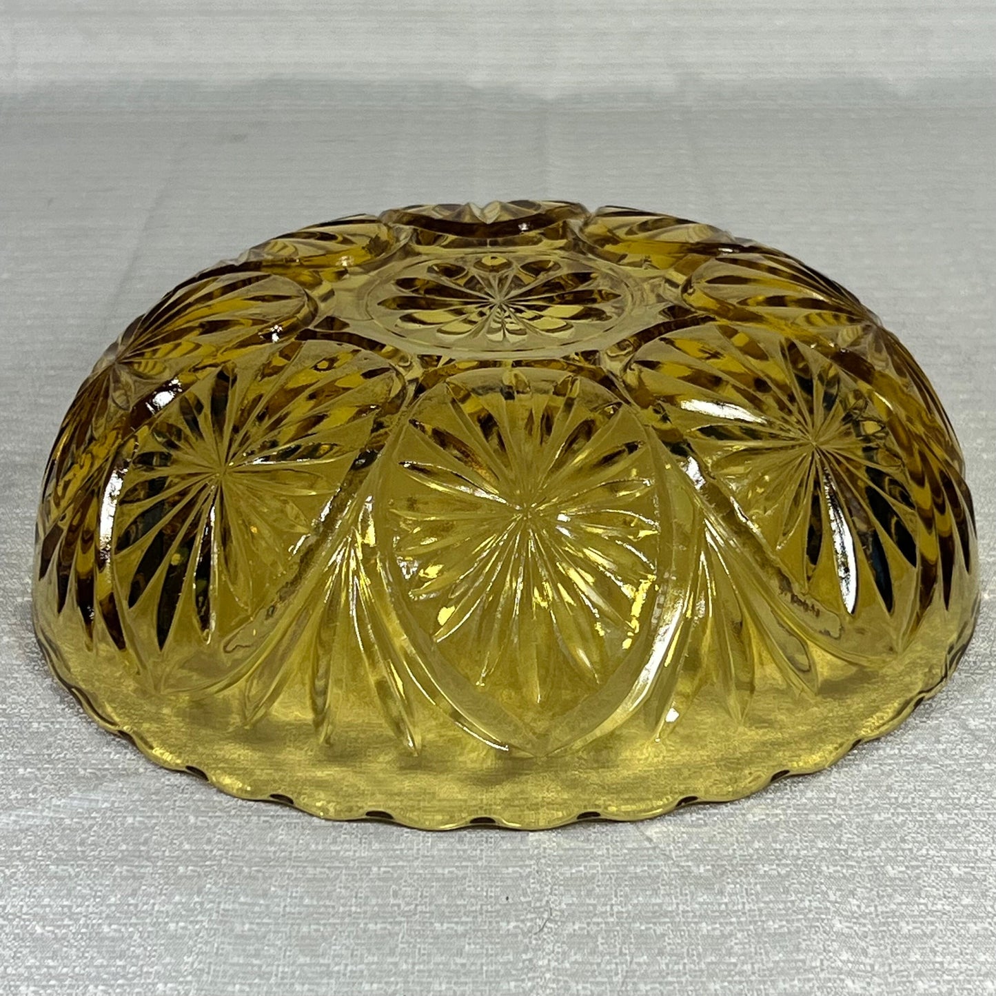 Vintage Anchor Hocking Starburst Pattern Serving Bowl - Amber Glass