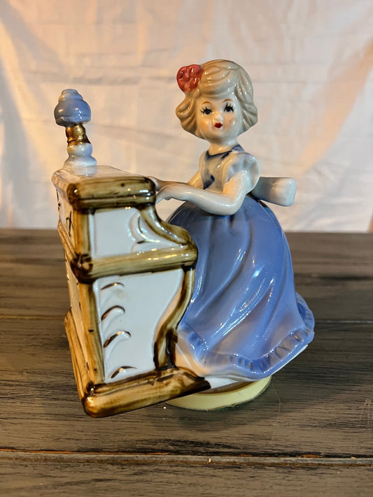 Vintage Music Box - piano playing girl