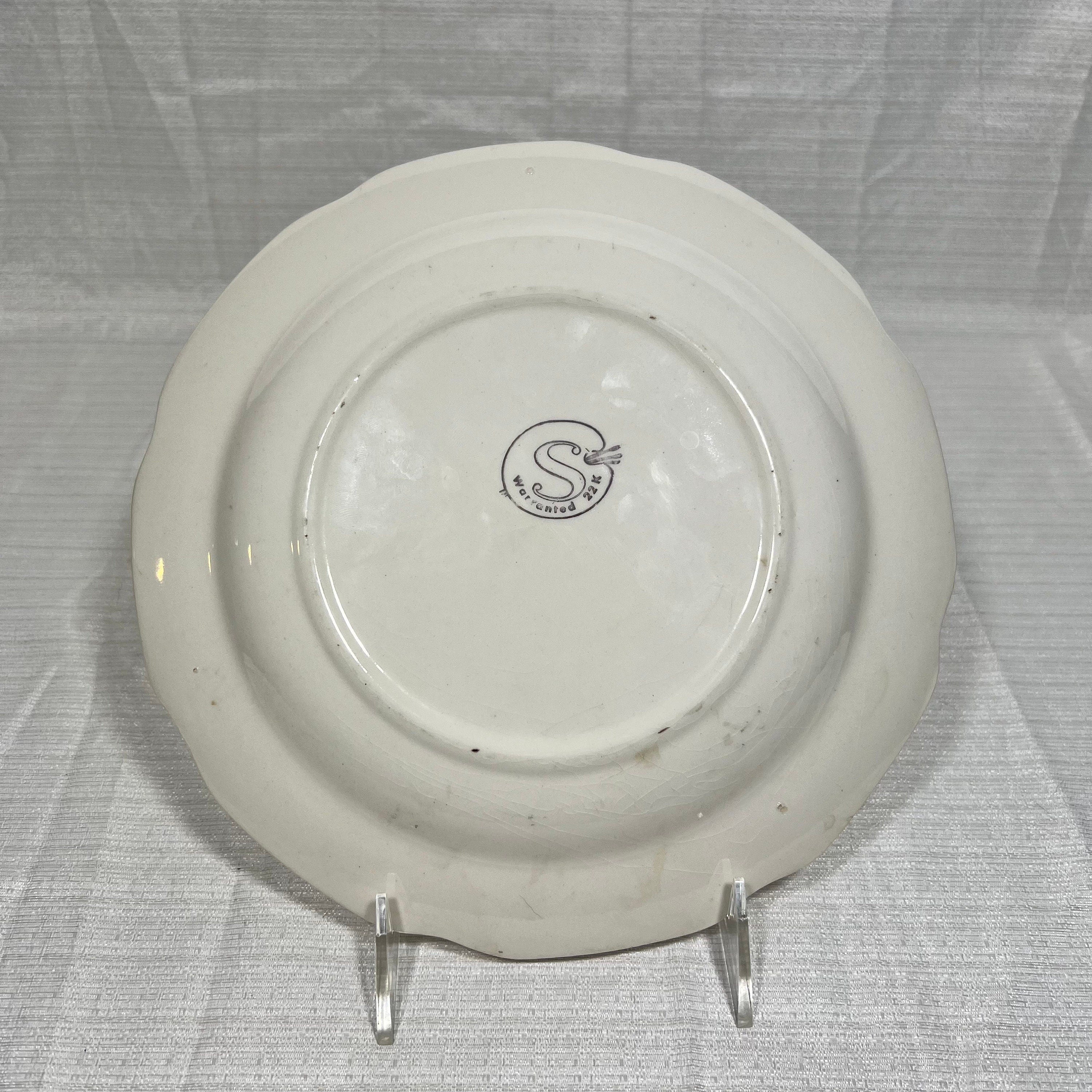 Vintage Sabin Warranted 22k Gold Chantilly Luncheon Plate #1 - some wear and crazing