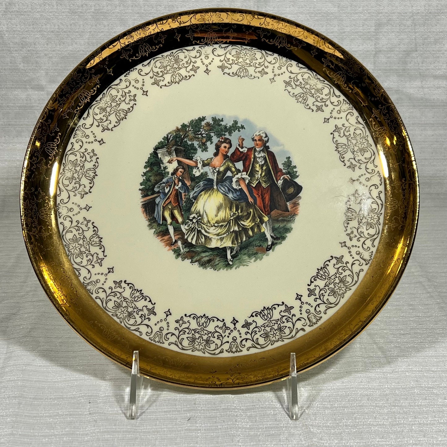 Vintage Sabin Warranted 22k Gold Chantilly Plate #1