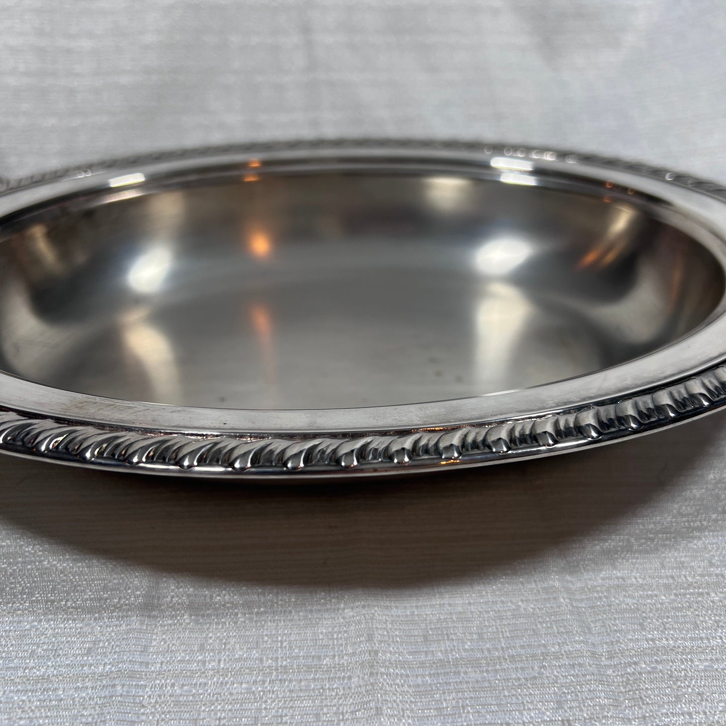 English Silver Manufacturing Corp. Silver Plated Oval Dish with Lid