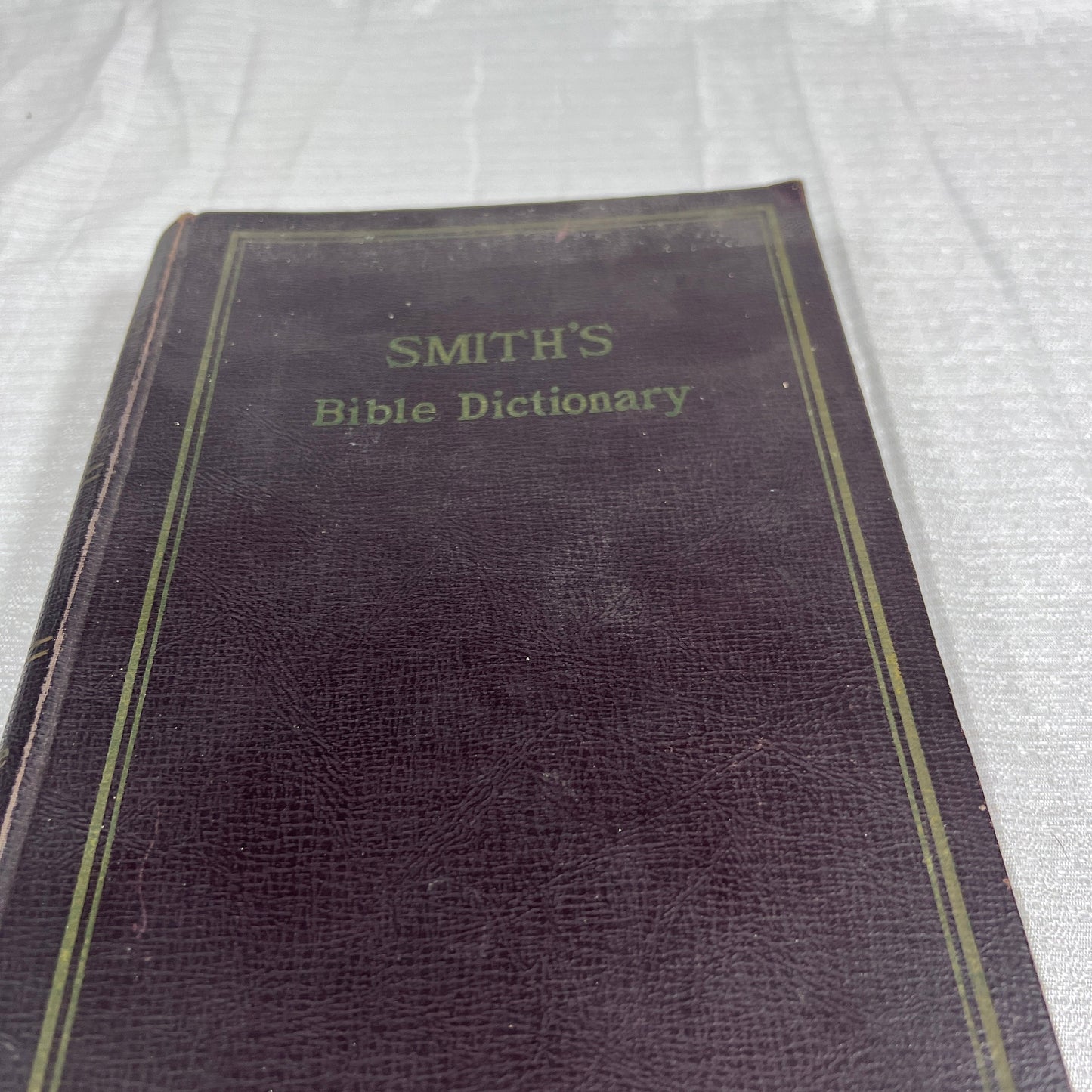 Antique Smith's Bible Dictionary - broken binding, inscriptions inside front cover, well loved and used