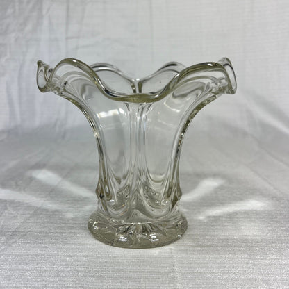 Vintage Heisey Glass Swung/Ruffled Crystal Vase