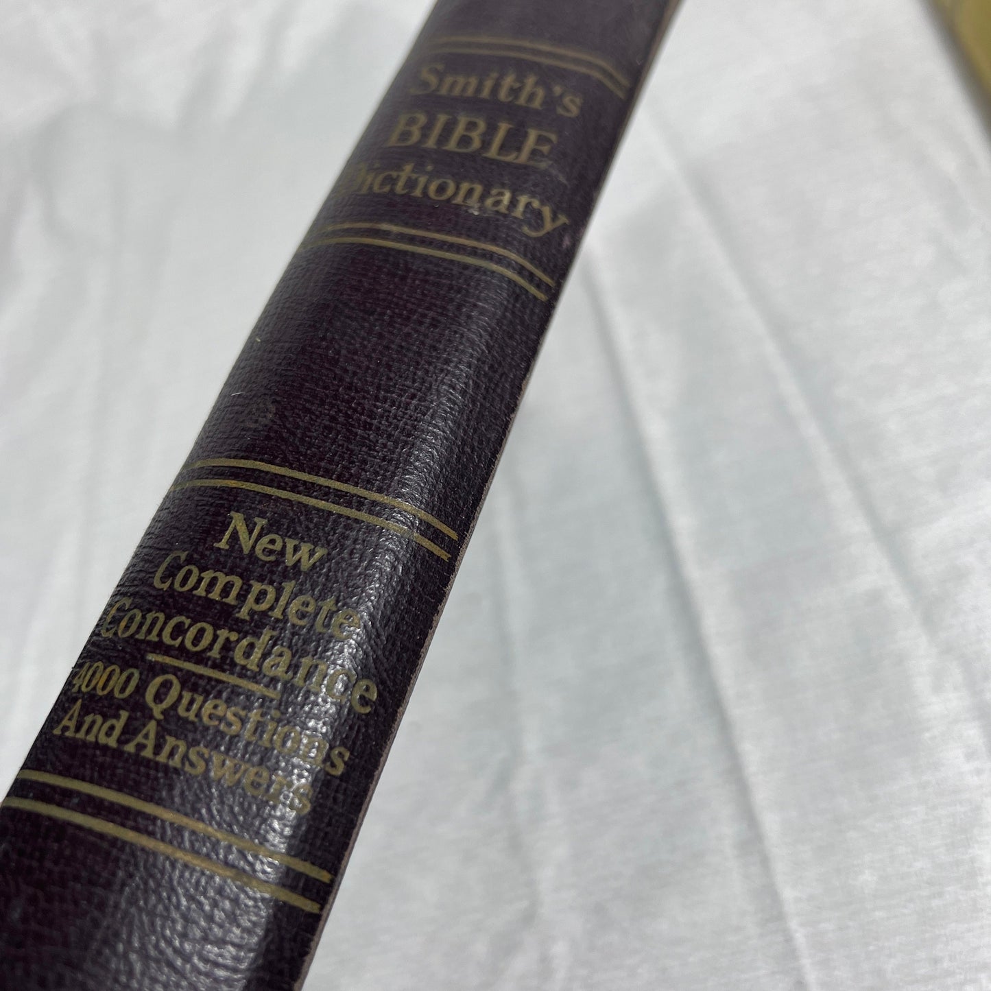 Antique Smith's Bible Dictionary - broken binding, inscriptions inside front cover, well loved and used