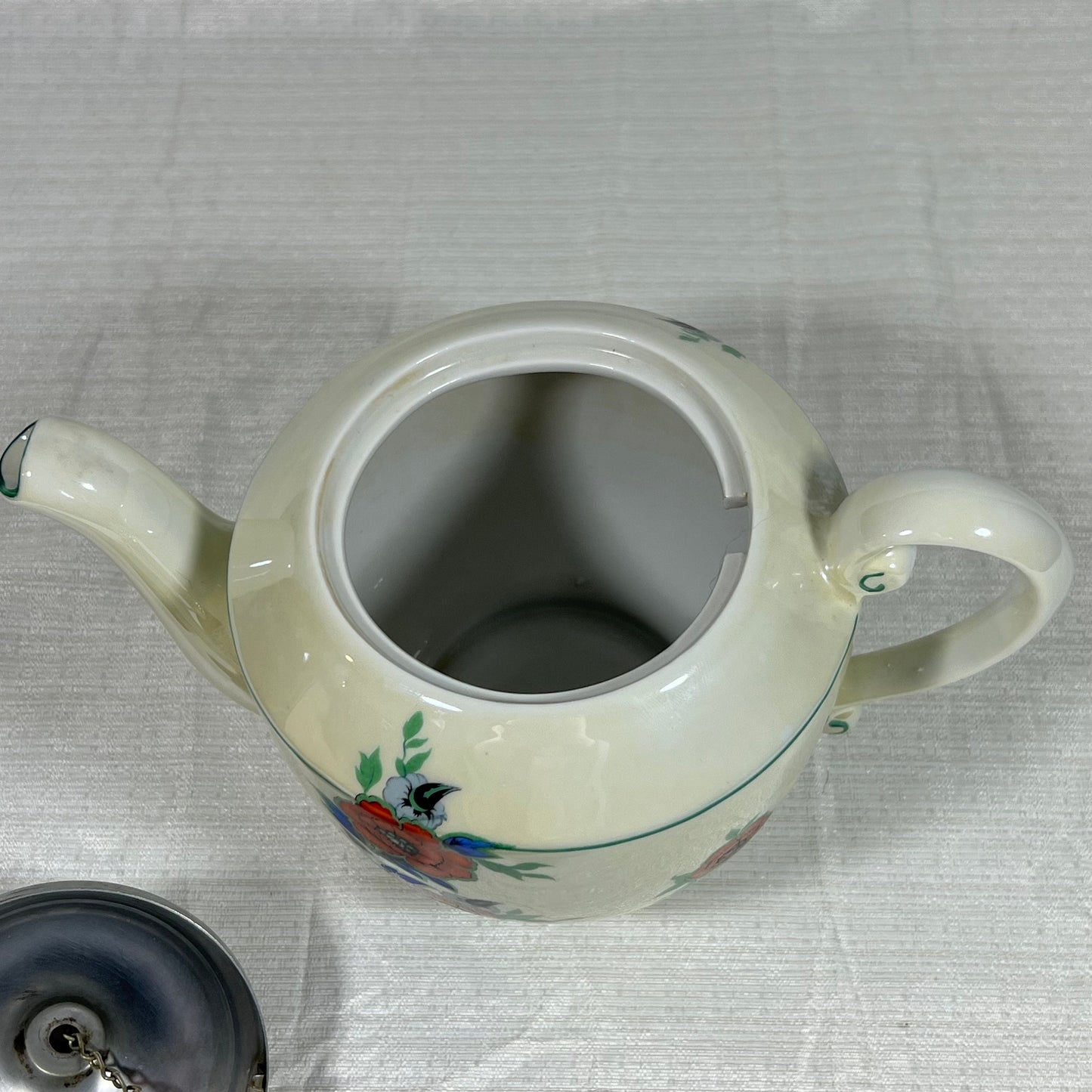 Royal Rochester Hand Decorated Royalite Fraunfelter China Iridescent Floral Tea Pot with Tea Ball