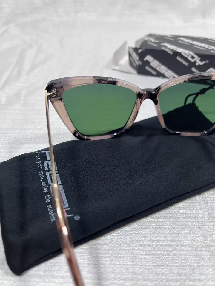 FEISEDY Trendy Polarized Women Sunglasses, Retro Womens Square Cat Eye Sun Glass