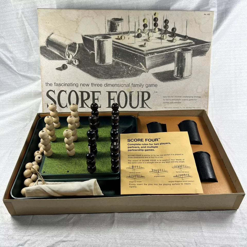 Score Four Vintage Family Board Game Three Dimensional 1968 Not Complete