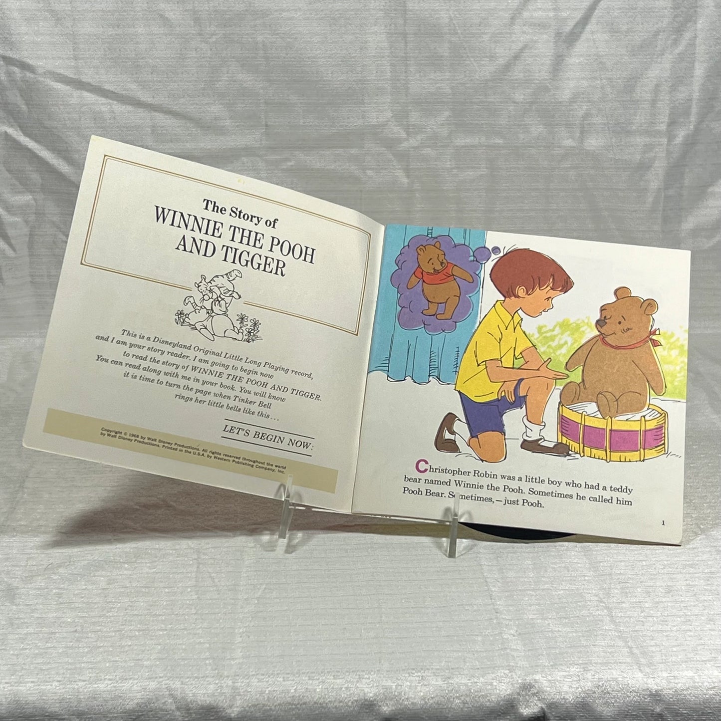 Winnie The Pooh and Tigger read Along Record