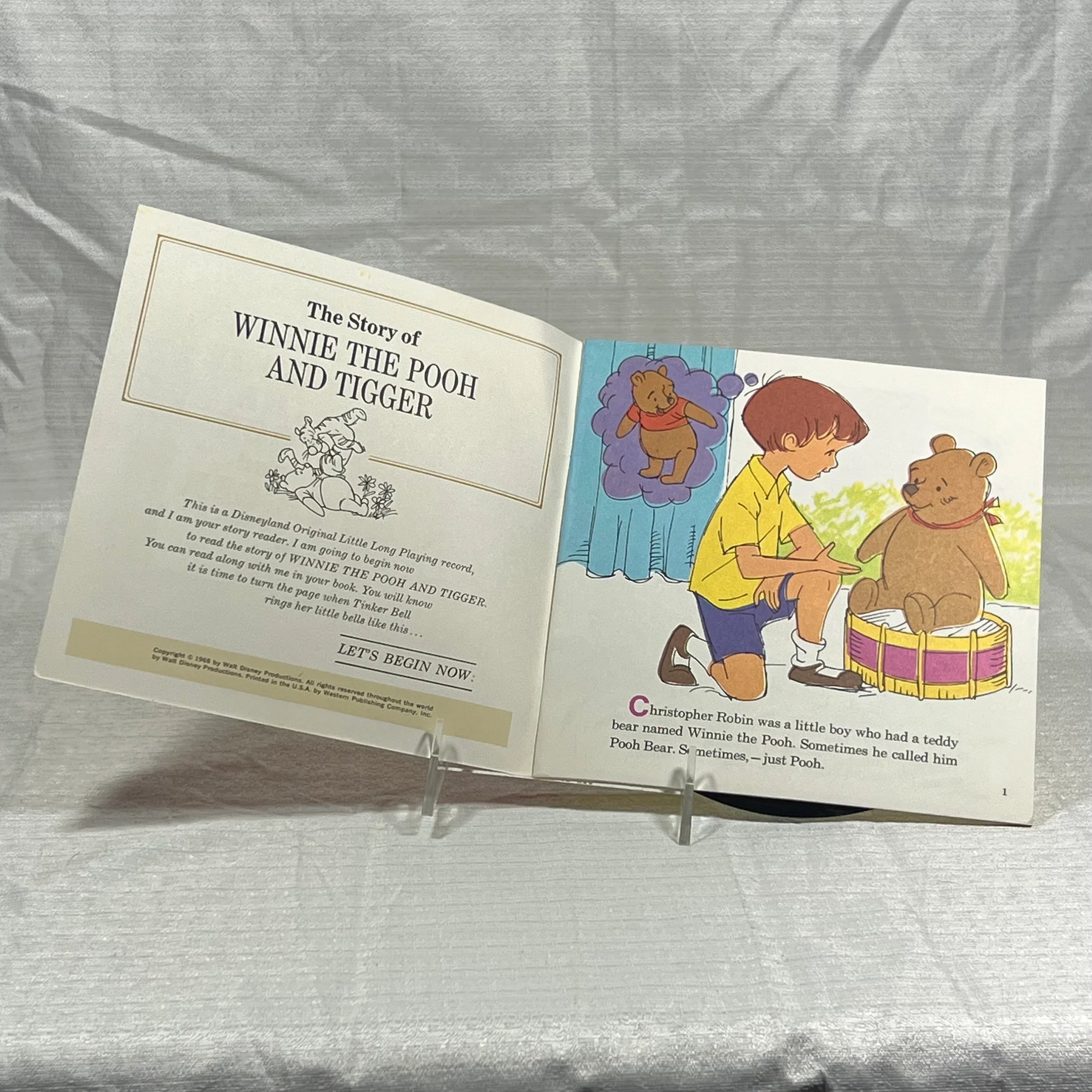 Winnie The Pooh and Tigger read Along Record